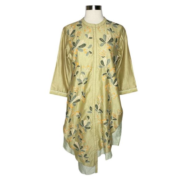 AMPM Ankur Modi | Privanka Modi Shades of Green Floral Kaftan - Picture 1 of 6